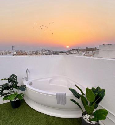 Msida Apartamento | Modern Penthouse with Sea & Valletta view