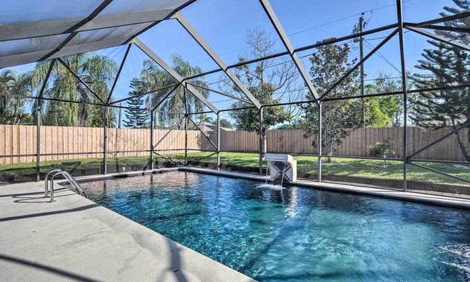 Port Saint Lucie Casa | Modern Port St Lucie Home w/ Private Outdoor Oasis
