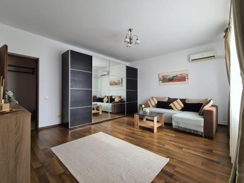 Bucharest Apartamento | Modern Residential Apartment Bucharest