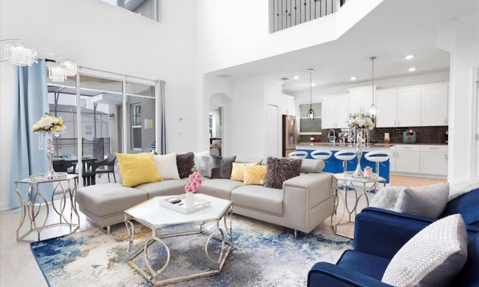 Campbell Casa | Modern Resort House Pool Wi-Fi Minutes to Disney