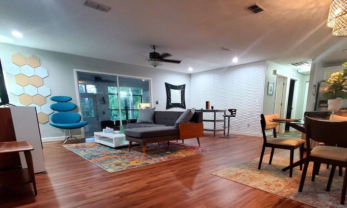 Citrus Springs Casa | Modern Rustic Golf Course Home in The Nature Coast