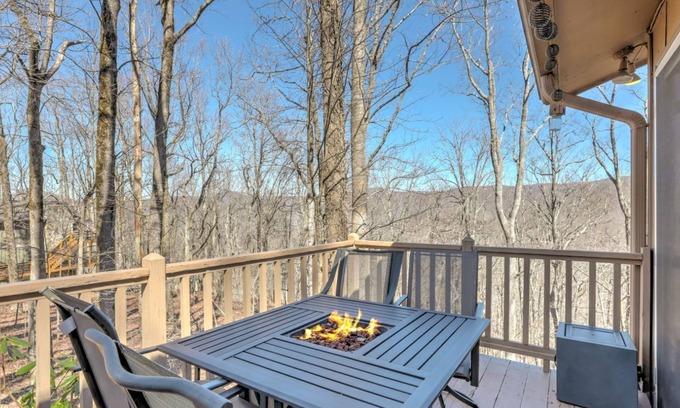 Tate Chalet De Esquí | Modern rustic vibes & mountain views! - Cozy Days Hideaway