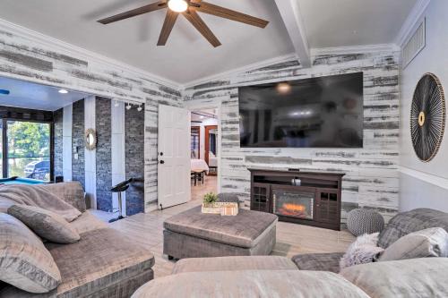 Seminole Casa | Modern Seminole Home with Patio, 3 Mi to Beach!
