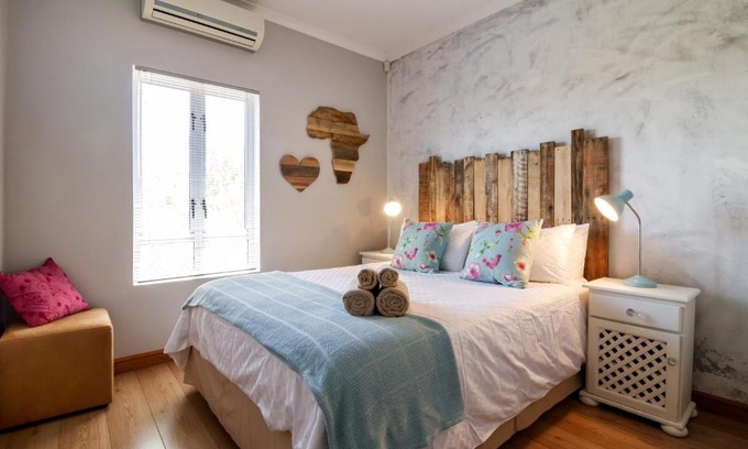 Trawal Apartamento | Modern Shabby Chic Apartment