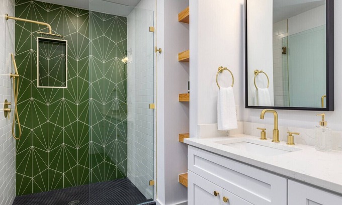 Sweetbriar Casa | Modern South Austin home - 5 miles to Downtown