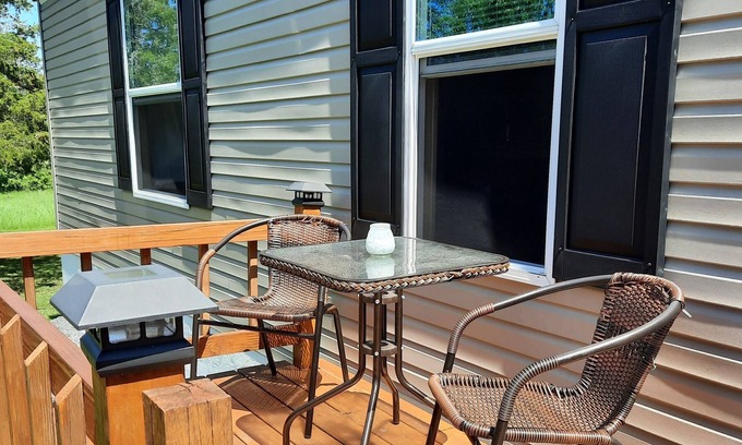 Cape Vincent Casa | Modern, spacious 3 BR/2 BA mobile home in quiet country setting..
