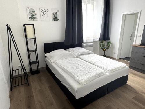 Bielefeld Apartamento | Modern studio for 2 - Central I Parking I WiFi
