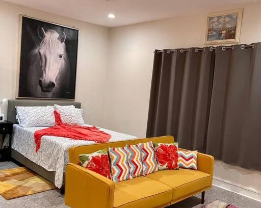 Riverside Apartamento | Modern Studio, Heart of Riverside sq mins shops.