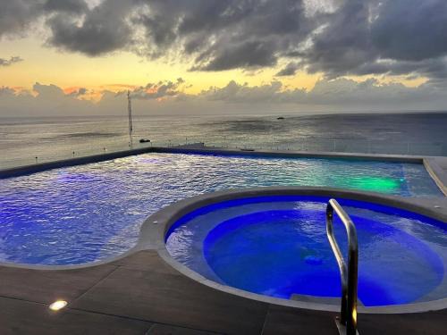 Cozumel Apartamento | Modern studio in a waterfront building