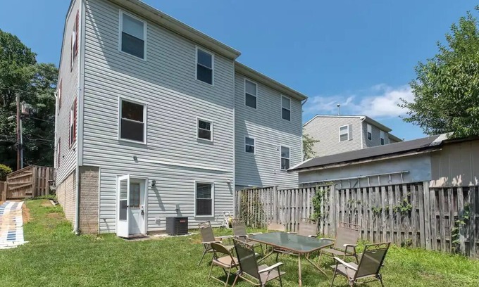 Nauck Apartamento | ★Modern Studio-Private Entrance/Bath Min from DC★