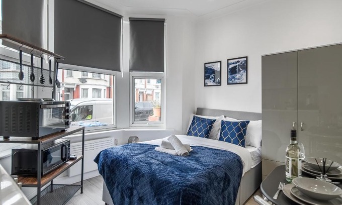 Brent Apartamento | Modern Studio Rooms in Zone 2 London