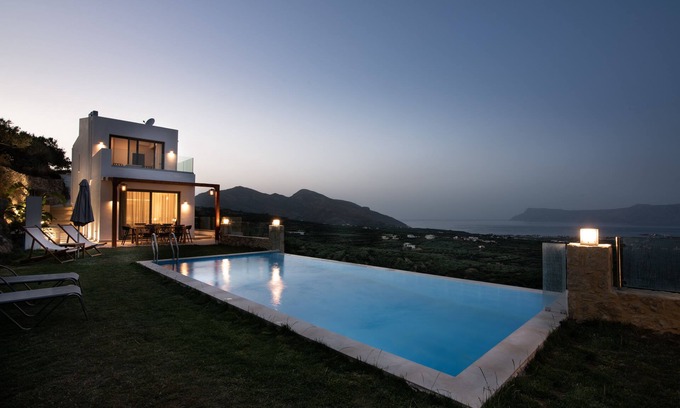 Zerviana Villa | Modern style Villa Cielo with Infinity Pool in Gramvousa near Balos - Falasarna