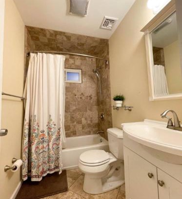 Northbridge Apartamento | Modern Stylish 3 bed single house central Jersey