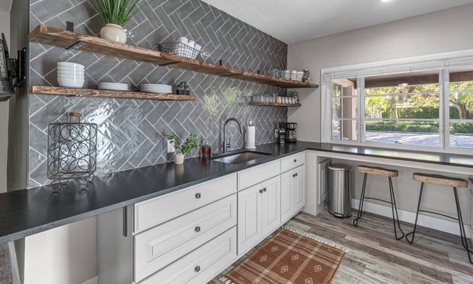 Poiciana Park II Apartamento | Modern & Stylish Studio in the Heart of West Palm