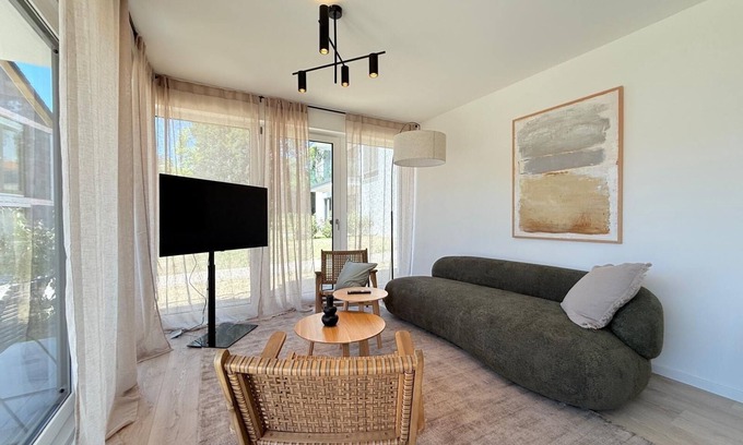 Unteruhldingen Apartamento | Modern Suite Happiness with covered terrace near the lake and beach in Uhldinge