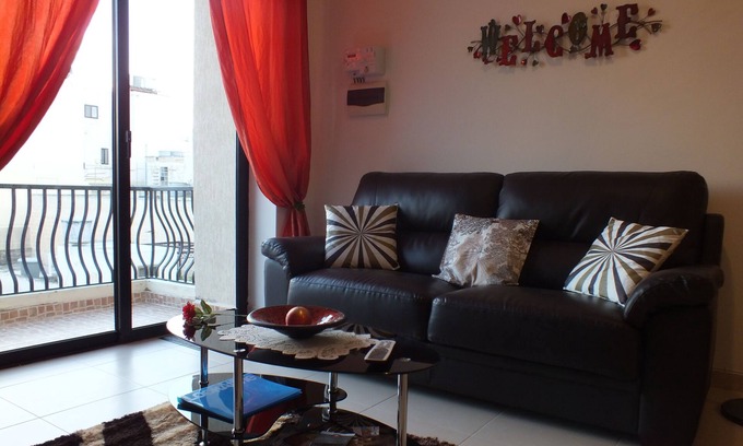 Marsaskala Apartamento | Apartamento soleado moderno con balcón