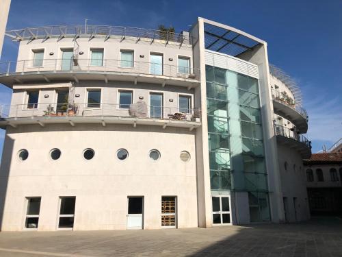 Molina Apartamento | Modern sunny apartment in residental area