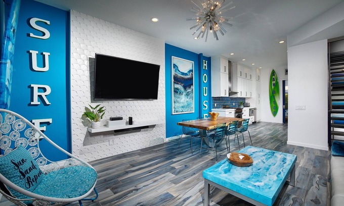 East Village Casa | Modern Surf Themed Home - Heart of Gaslamp