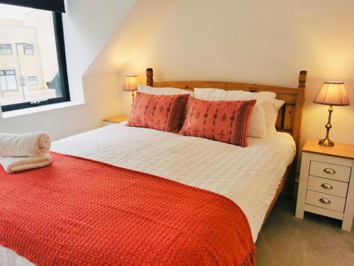 Huntingdon Apartamento | Modern Town Center Apartment