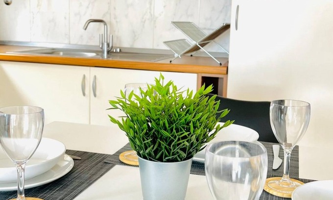 Callao Salvaje Apartamento | Modern Trendy 1BR Ground Floor Apartment