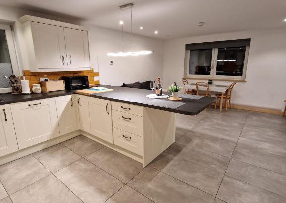 Ormiston Casa | Modern two bedroom house