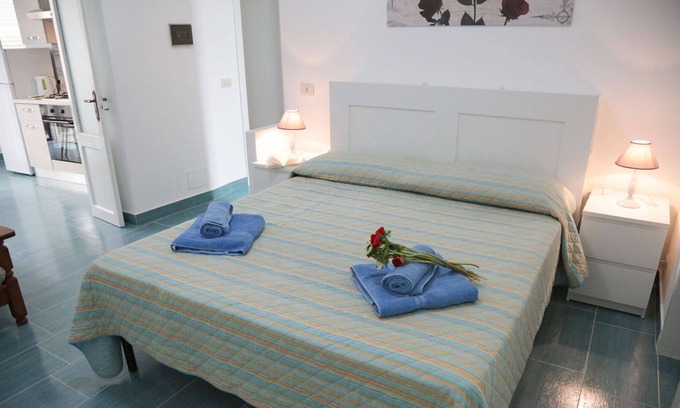 Old Town Apartamento | Modern two room apartment with sea views in the heart of Cefalù’s historic town centre.