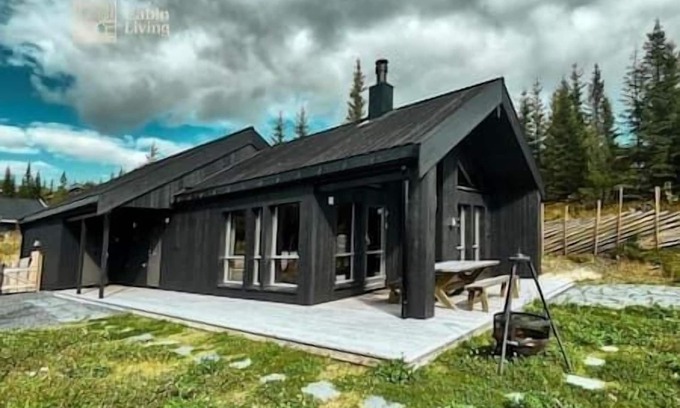 Svingvoll Casa | Modern unique cabin/fantastic location/Skeikampen