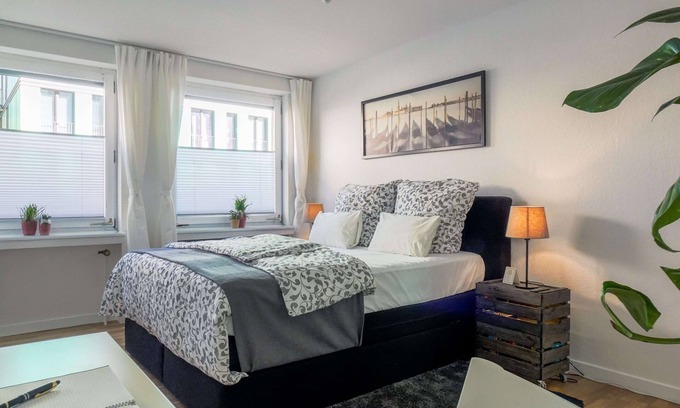 Grifflenberg Apartamento | Modern university/business apartment near HBF & Stadthalle