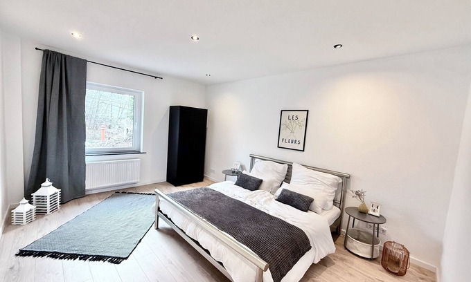 Arnsberg Apartamento | Modern vacation apartment in the heart of Neheim - ideal for families & business guests