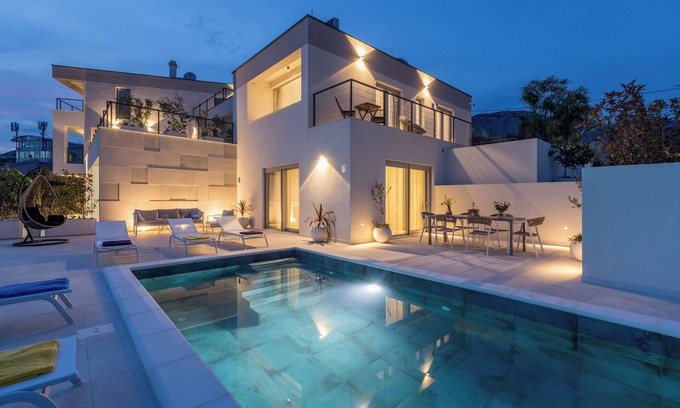 Zrnovnica Villa | Modern Villa Callista - 3 bedroom luxury villa