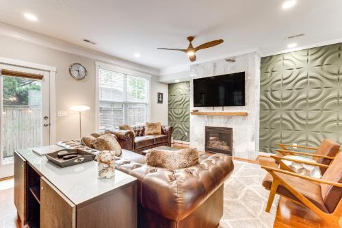 Northeast Virginia Beach Casa | Modern Virginia Beach Retreat in Resort District!