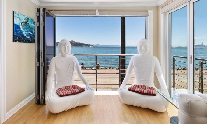 Sausalito Casa | Modern waterfront home with San Francisco Bay Views and Large Deck