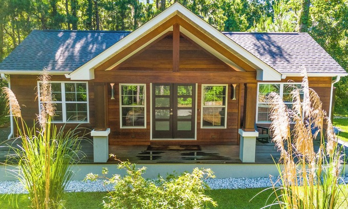 Conway Casa | Modern Wilderness Home