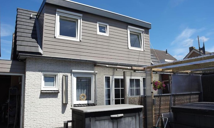 Wijk aan Zee Casa | Modern zomerhuis voor 4 personen
