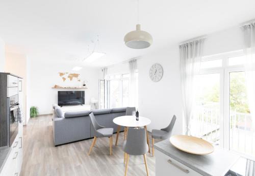 Surheide Apartamento | Moderne 2 Zimmer Ferienwohnung mit Dachterrasse - 95qm