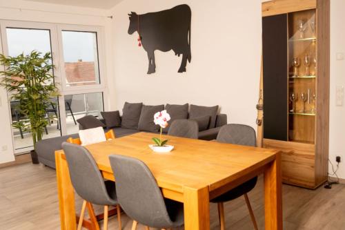 Gunzenhausen Apartamento | Moderne 3 Zimmer Wohnung Panorama mit großem Balkon für 4Personen inklusive Wifi und Parkplatz