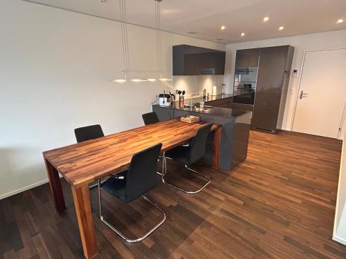 Bach Apartamento | Moderne Businesswohnung, chic & zentral
