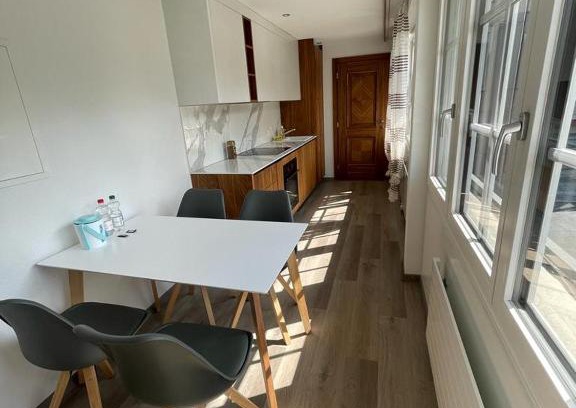Altdorf Apartamento | Moderne einzigartige Wohnung in Altdorf