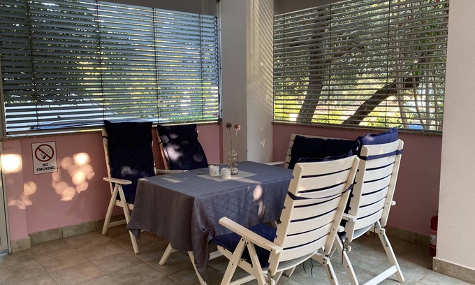 Artatore Apartamento | Moderne Ferienwohnung für 4 bis 5 Personen, 50m zum Strand