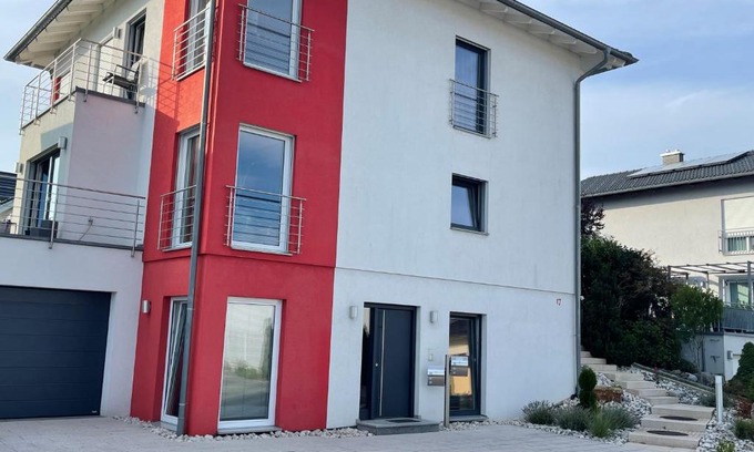 Bad Waldsee Apartamento | Moderne Ferienwohnung