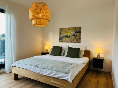 Venningen Apartamento | Moderne Ferienwohnung mit Terrasse, Grill & Privatparkplatz