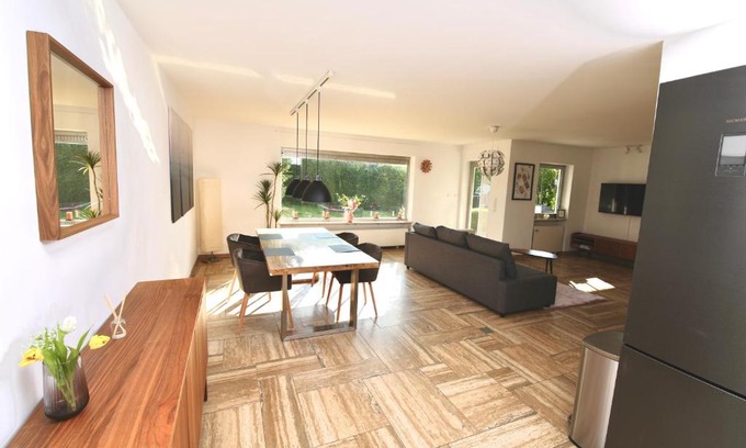 Hochwaldhausen Apartamento | Moderne, herzliche und große Ferienwohnung mitten im Naturpark