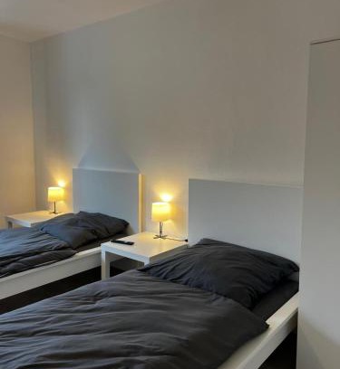 Neumuenster Apartamento | Moderne Monteursunterkunft 5 Personen Neumünster Nord
