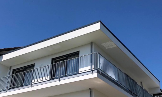 Raderach Apartamento | Moderne Wohnung mit Bergsicht