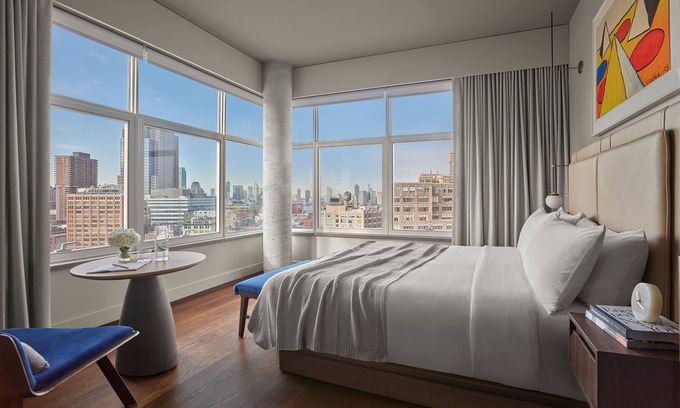 SoHo Hotel | ModernHaus SoHo, Pet-Friendly King Studio Room, Minutes to Brooklyn Bridge!