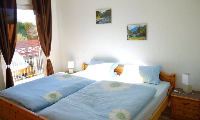 Waltenhofen Apartamento | Apartamento amueblado de forma moderna en la planta superior en absoluta calma.