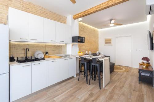 Torrefiel Apartamento | Moderno, amplio y muy cómodo