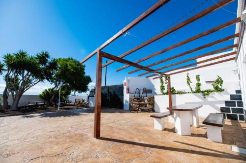 Fasnia Apartamento | Moderno Apartamento para 6 con Piscina y BBQ