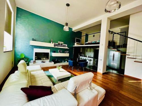Cormano Apartamento | Moderno loft alle porte di Milano - 115mq - 3 posti