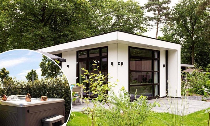 Beekbergen-Zuid Chalet De Esquí | ✓ Module Special at Recreatiepark Beekbergen ✓ Holiday home for 6 persons ✓ Located in Beekbergen (Gelderland) ✓ Holiday park on the Veluwe ✓ Book directly through the park